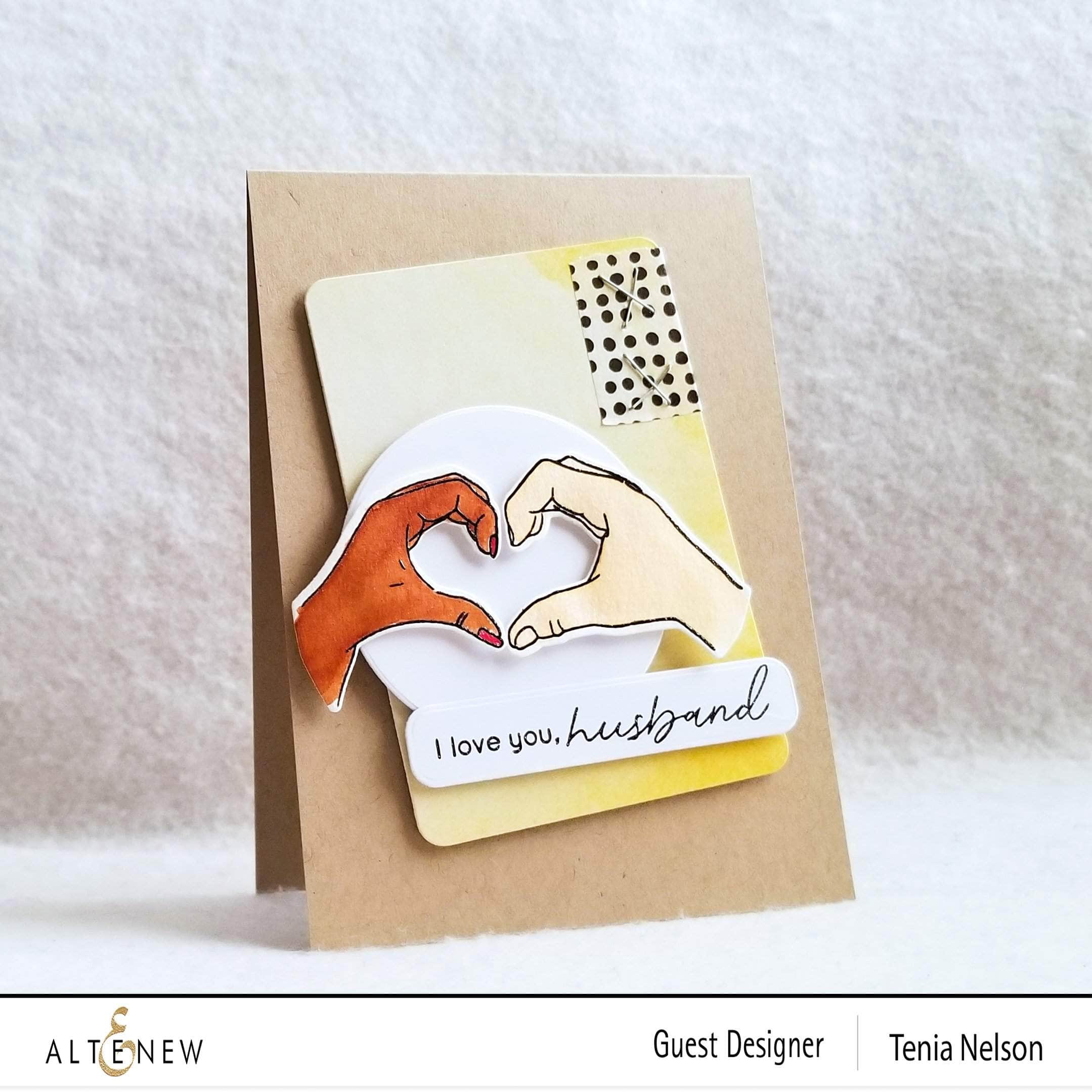 altenew-a-little-bit-of-love-stanzschablonen-herz-h-nde image 3