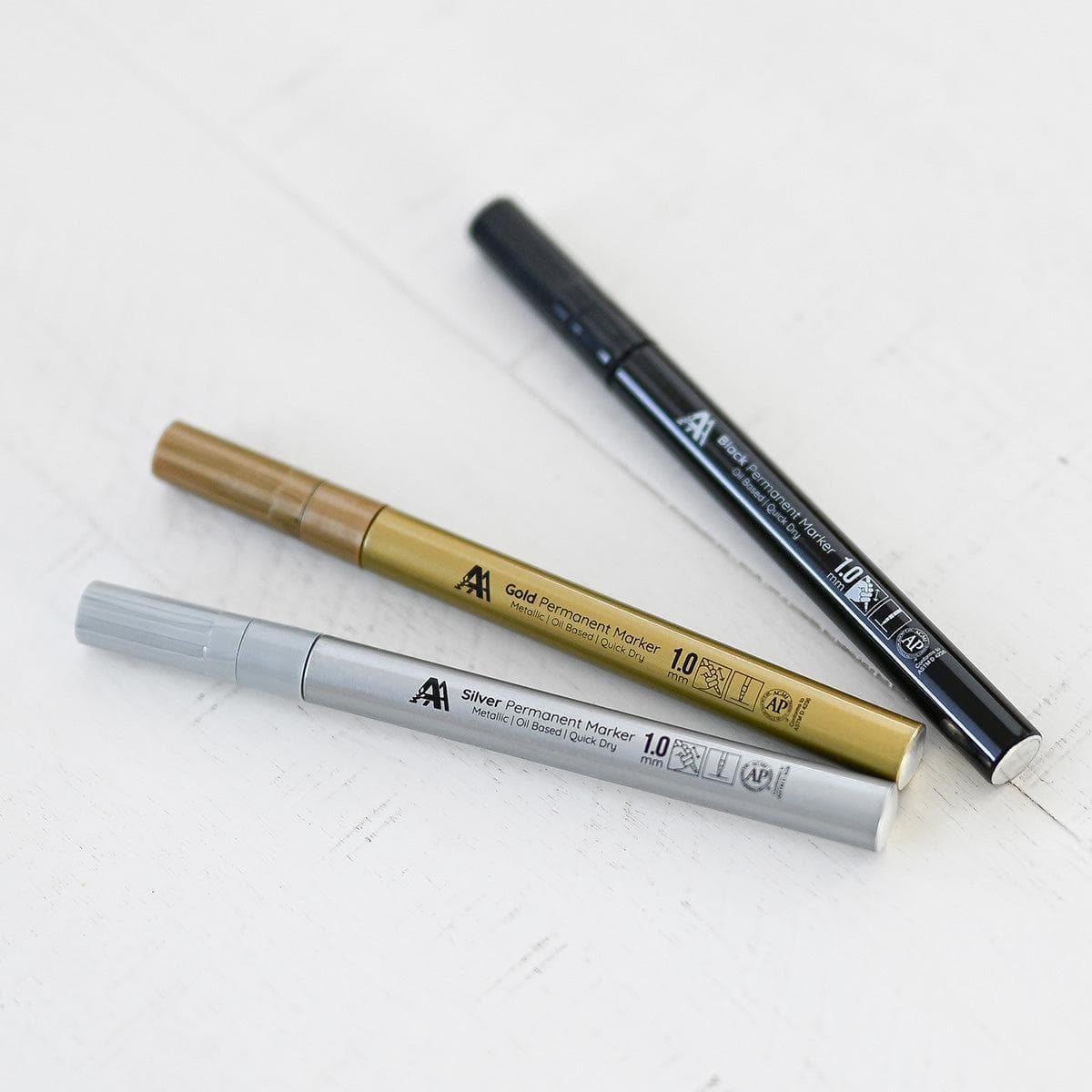 altenew-coloring-essentials-permanent-marker-metallic-3er-set image 8
