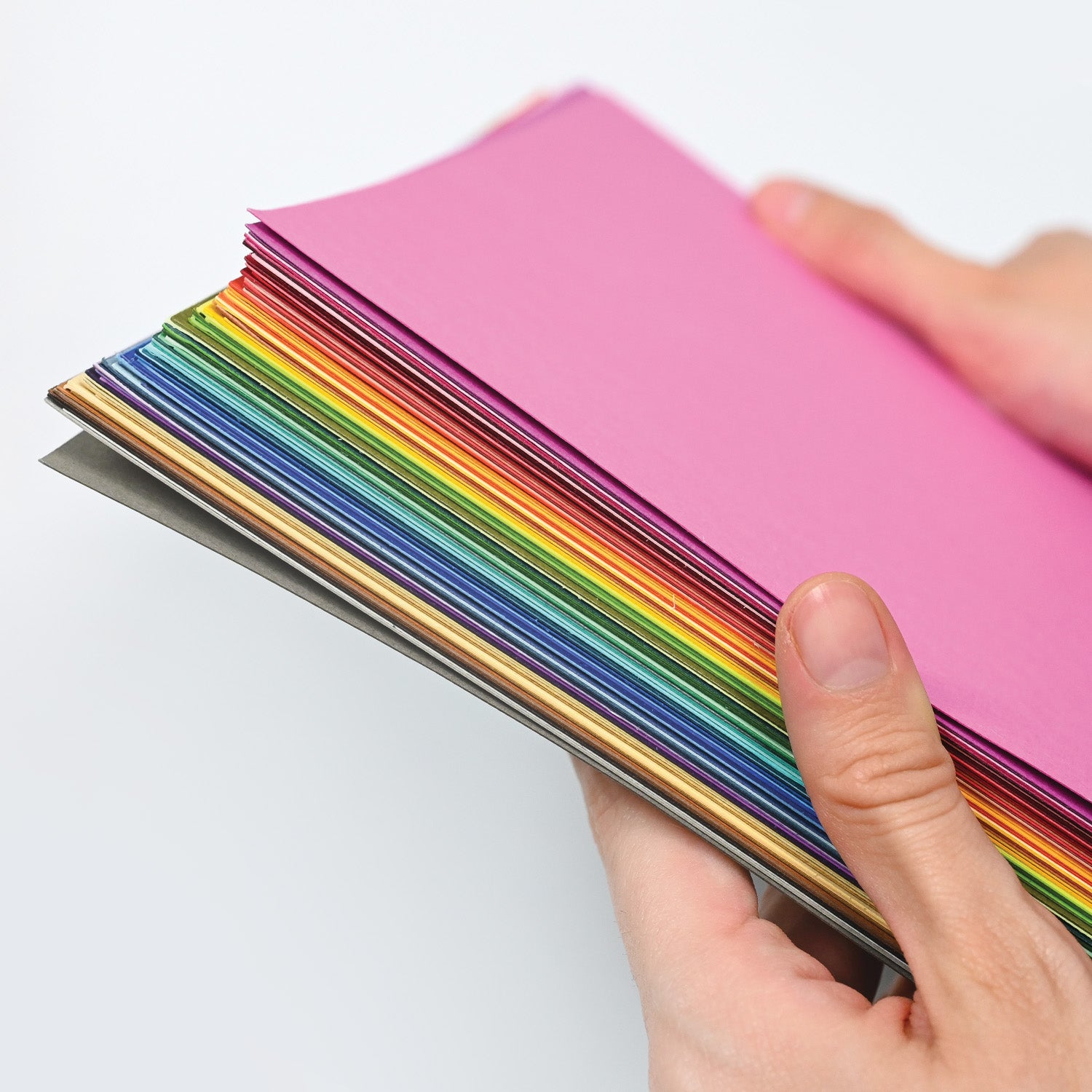 altenew-ultimate-cardstock-sampler-pack-89-farben-8-5x11 image 3