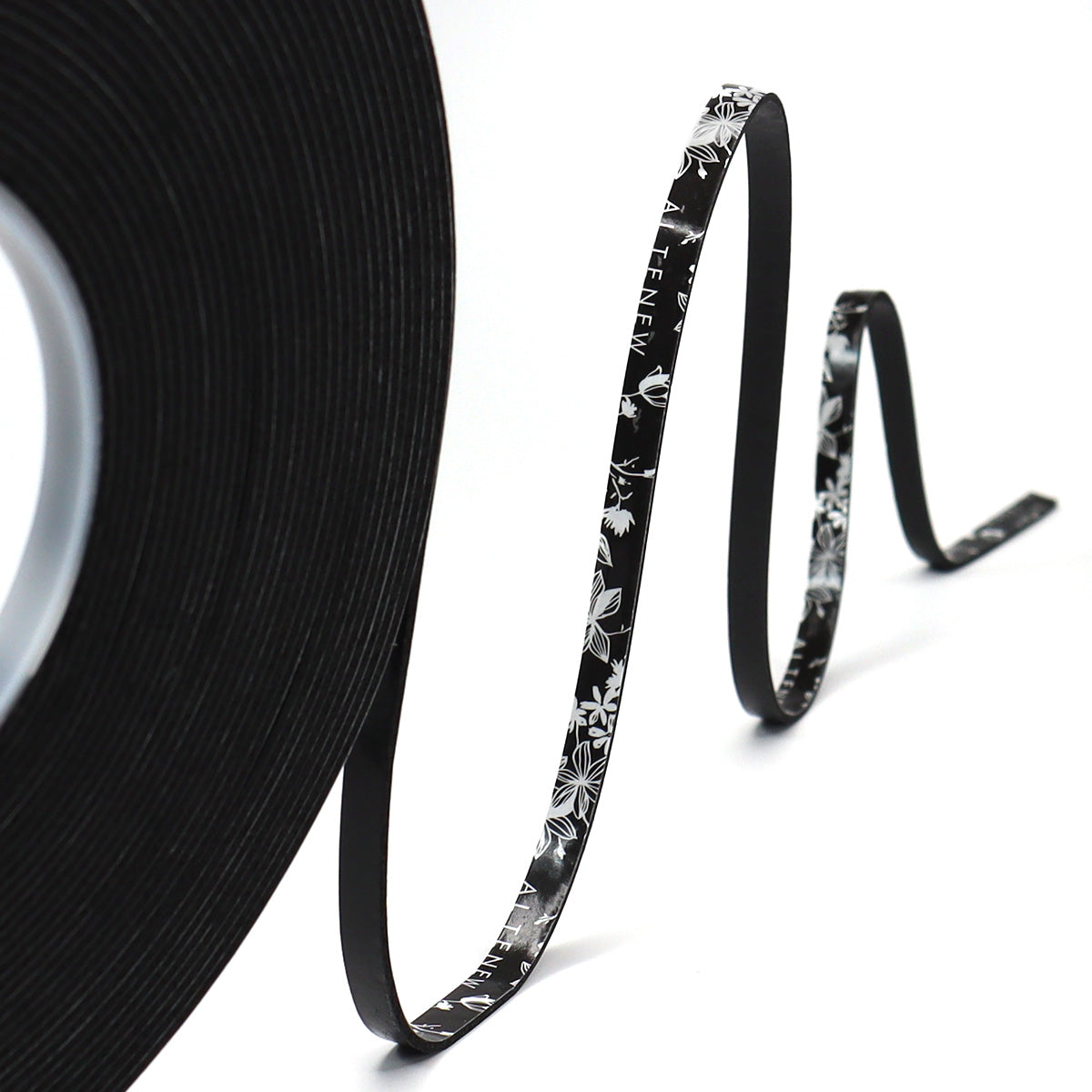 altenew-foam-tape-schwarz-1-4-x15m-3d-klebeband image 7