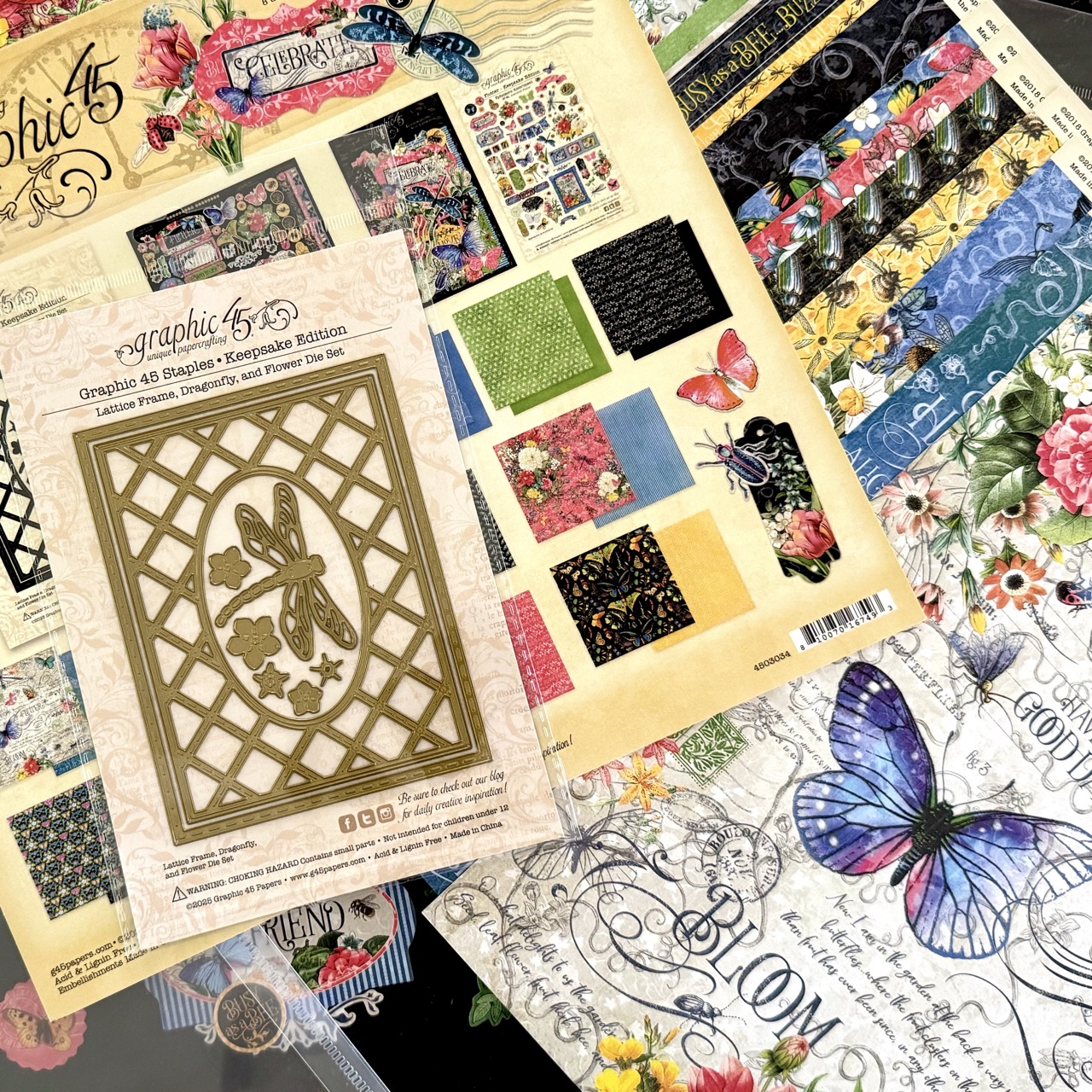 graphic-45-flutter-keepsake-kit-papierset-mit-dies-155-teile image 2