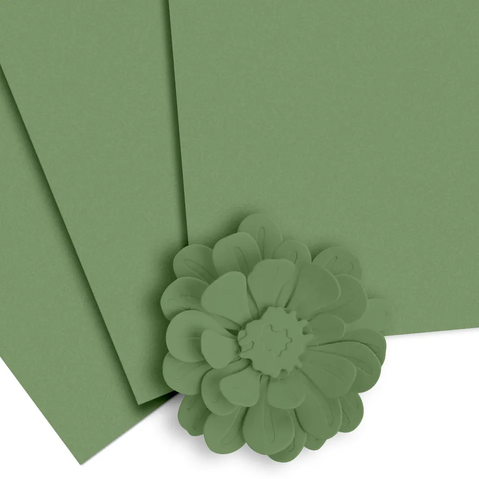 altenew-crafty-necessities-cardstock-forest-glades-gr-n-10-blatt image 1