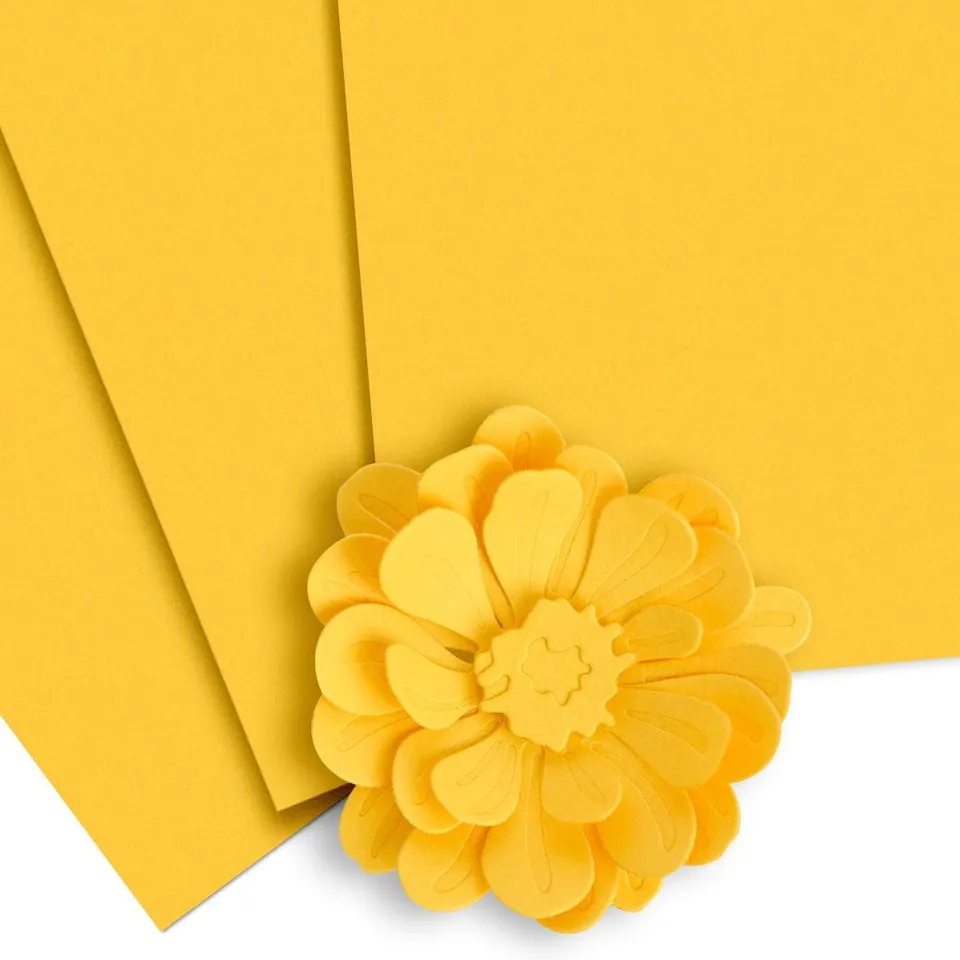 altenew-maple-yellow-cardstock-10-blatt-gelb-240g image 1