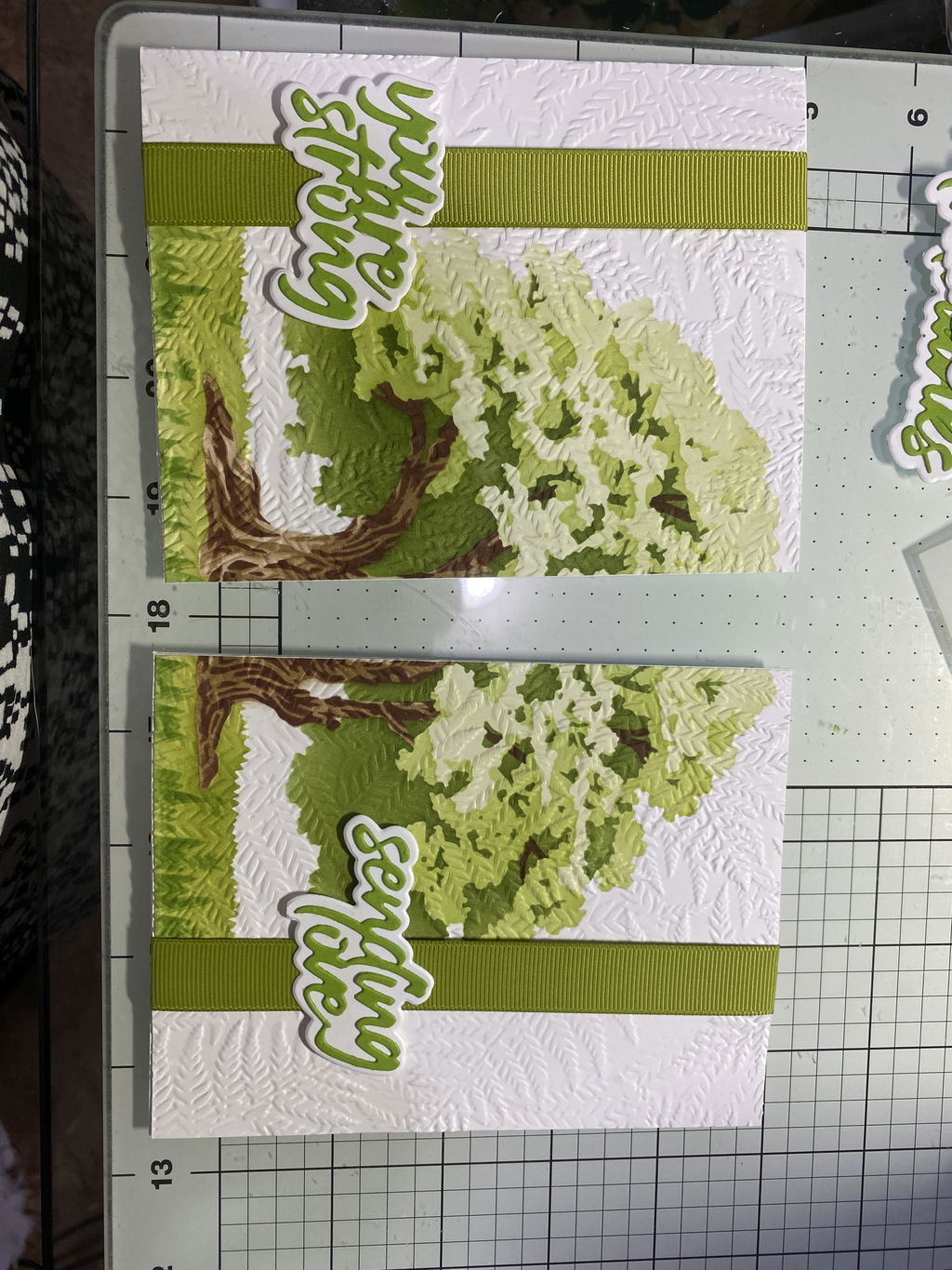 Baum steht