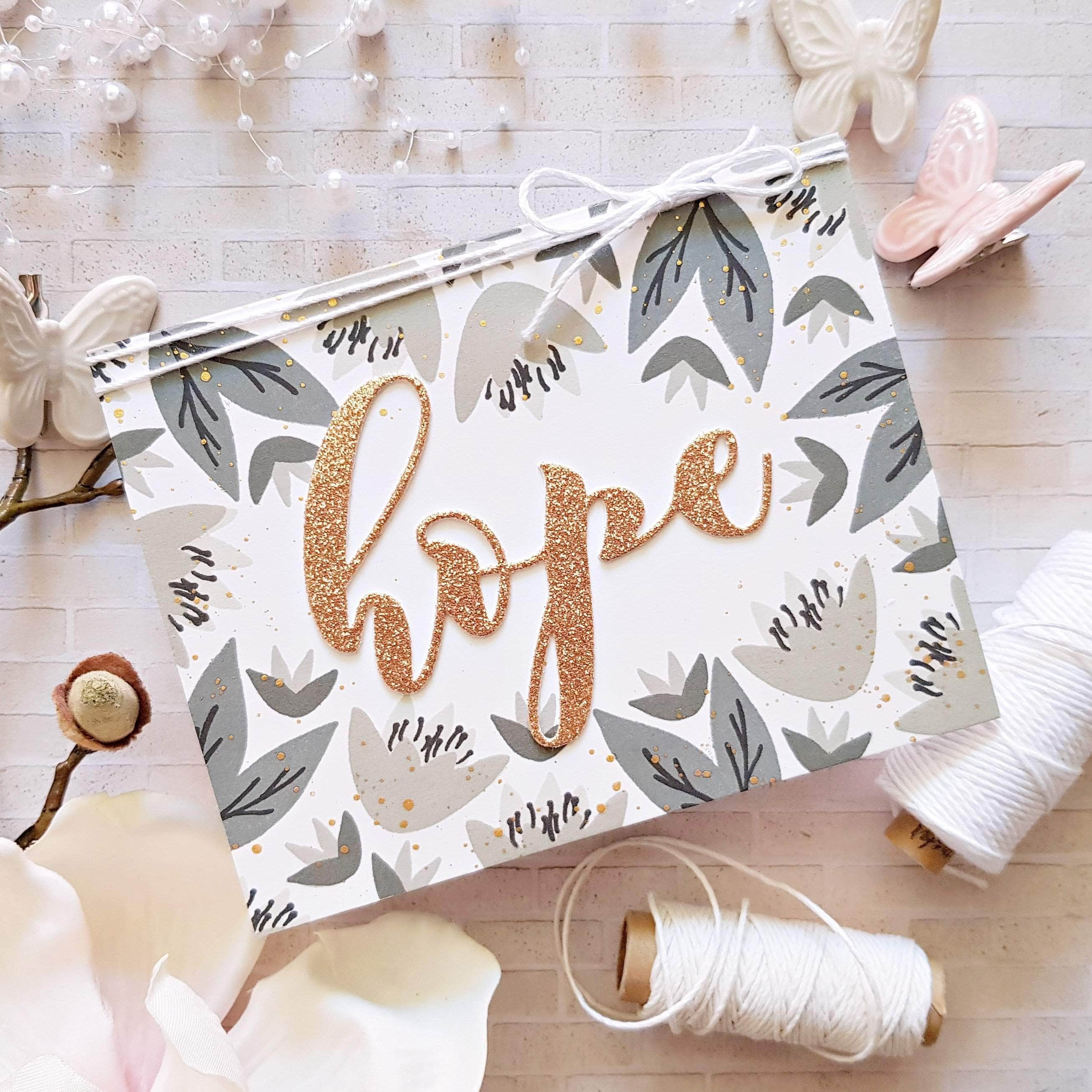 altenew-blessed-hope-stempelset-bundle-8-teilig-blumen-kranz image 7