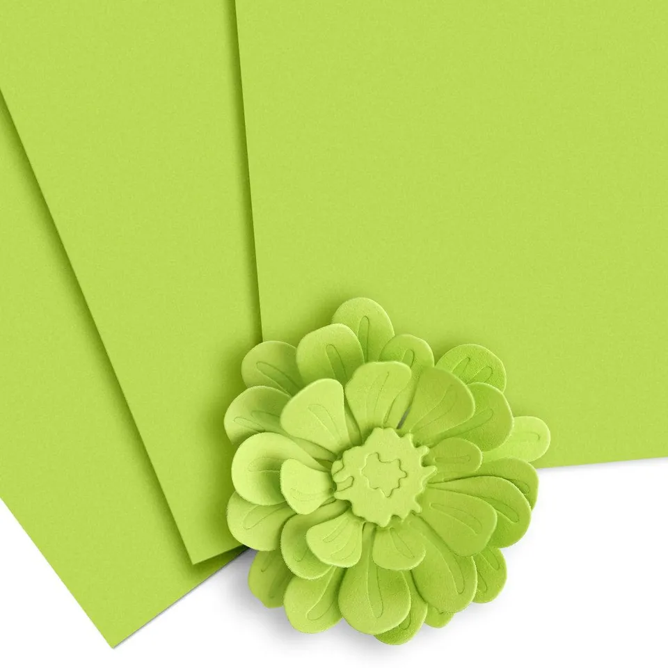 altenew-crafty-necessities-bamboo-cardstock-10-blatt-gelbgr-n image 1