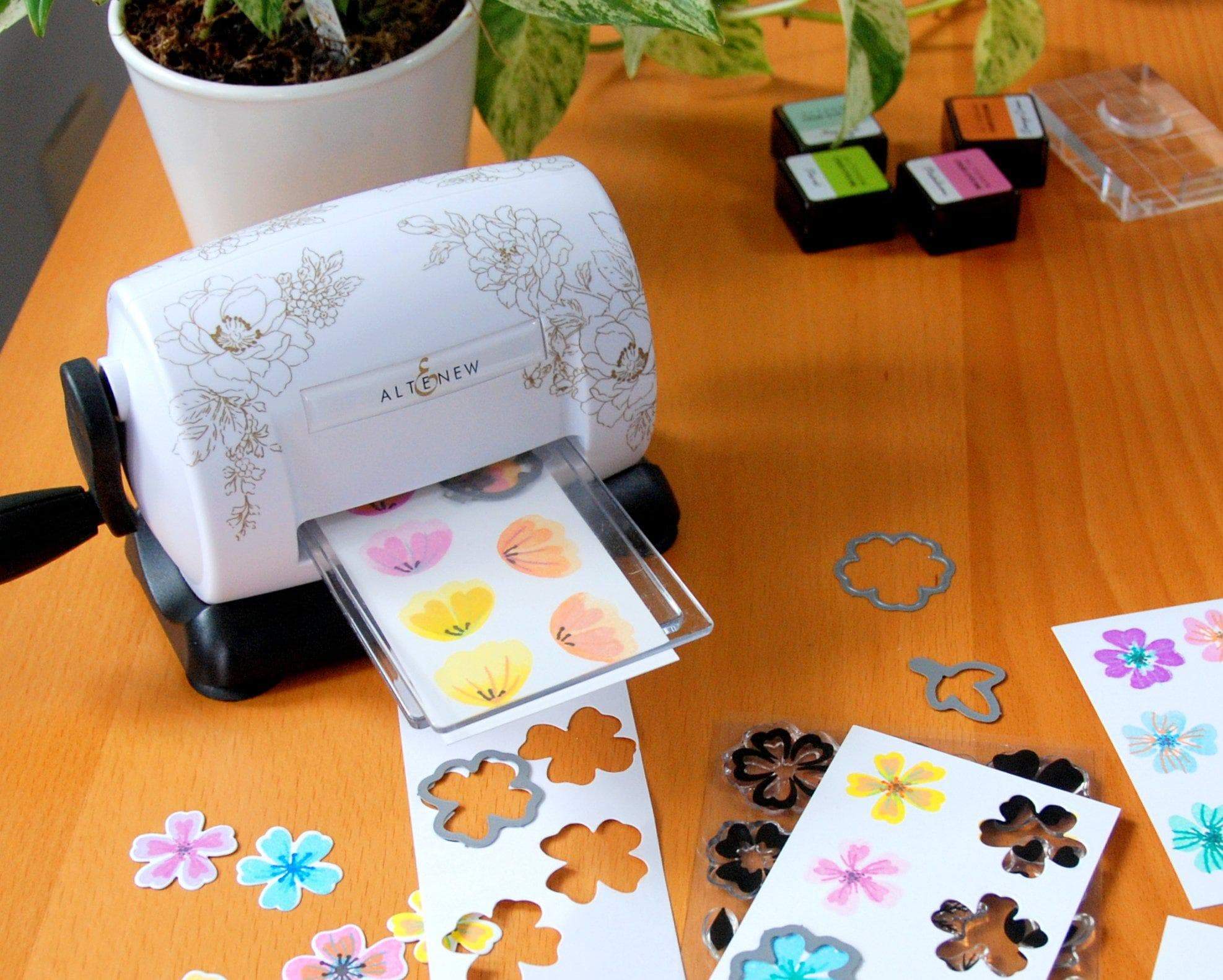 altenew-mini-blossom-stanzmaschine-mit-gradient-cardstock-bundle image 5